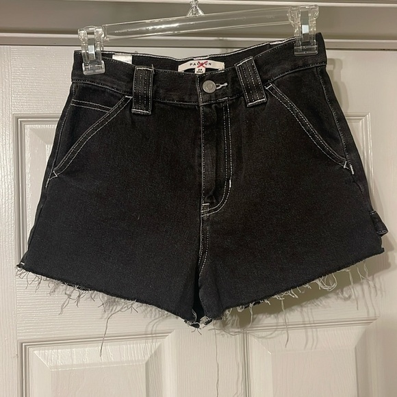 PacSun Pants - Pacsun High Rise Carpenter Shorts Black Denim Size 25